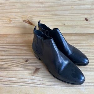 MICHAEL KORS Black Small Heel Ankle Boots